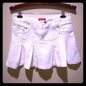 Barneys New York Co-Op Linen Skirt.